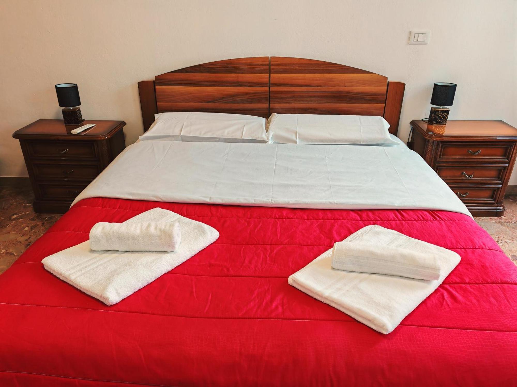 Goldmine Guest House 2 Venezia Camera foto