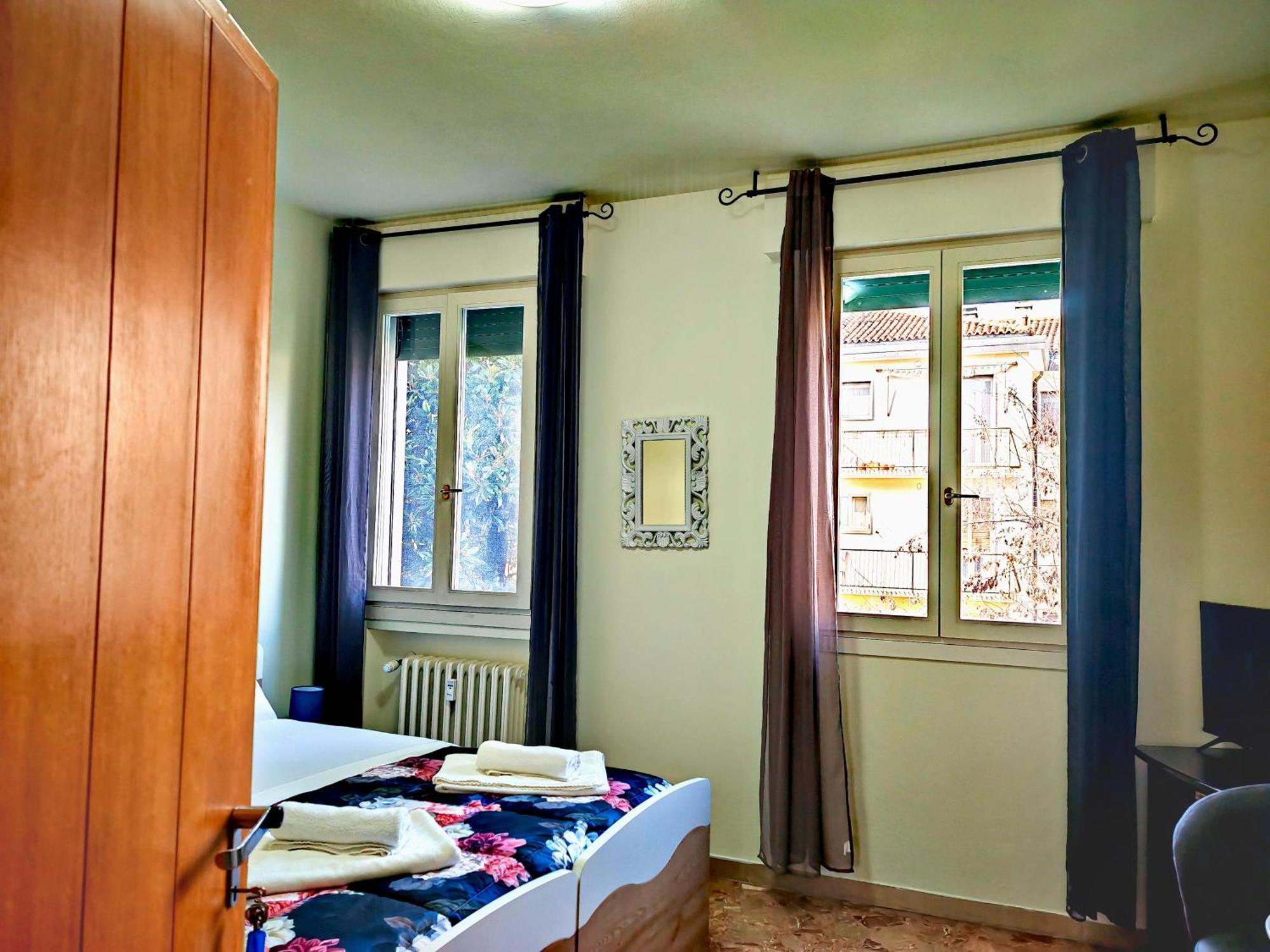 Goldmine Guest House 2 Venezia Camera foto